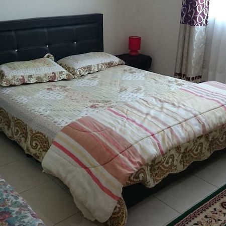 Kenanga Homestay ニライ エクステリア 写真